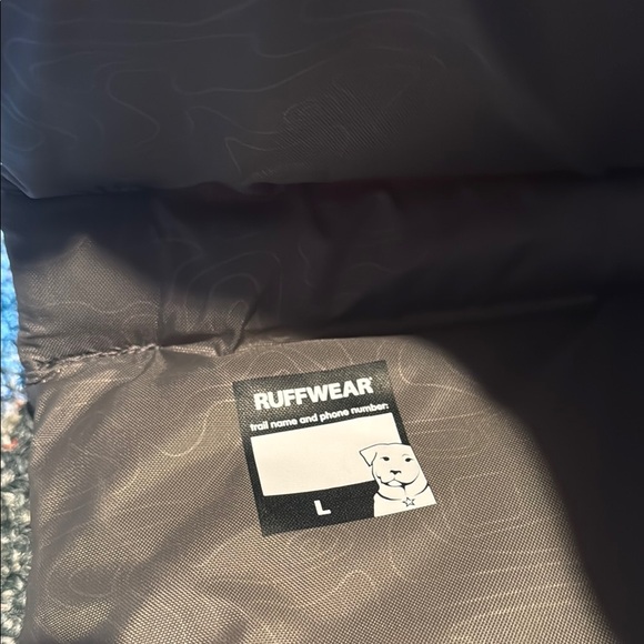 RuffWear Red Dog Life Vest with Gray Stripes - Picture 3 of 5